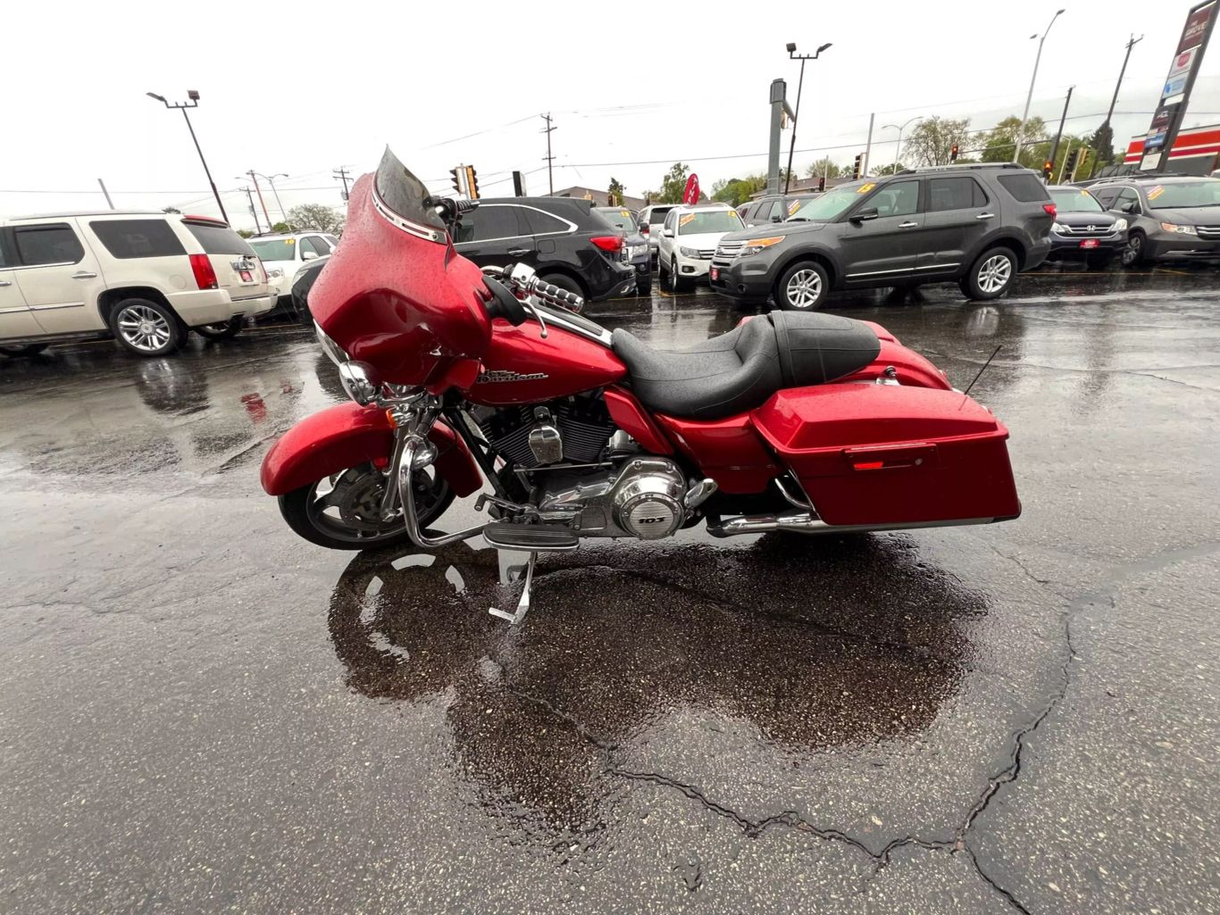 2013 Harley Davidson Glide - Image 5