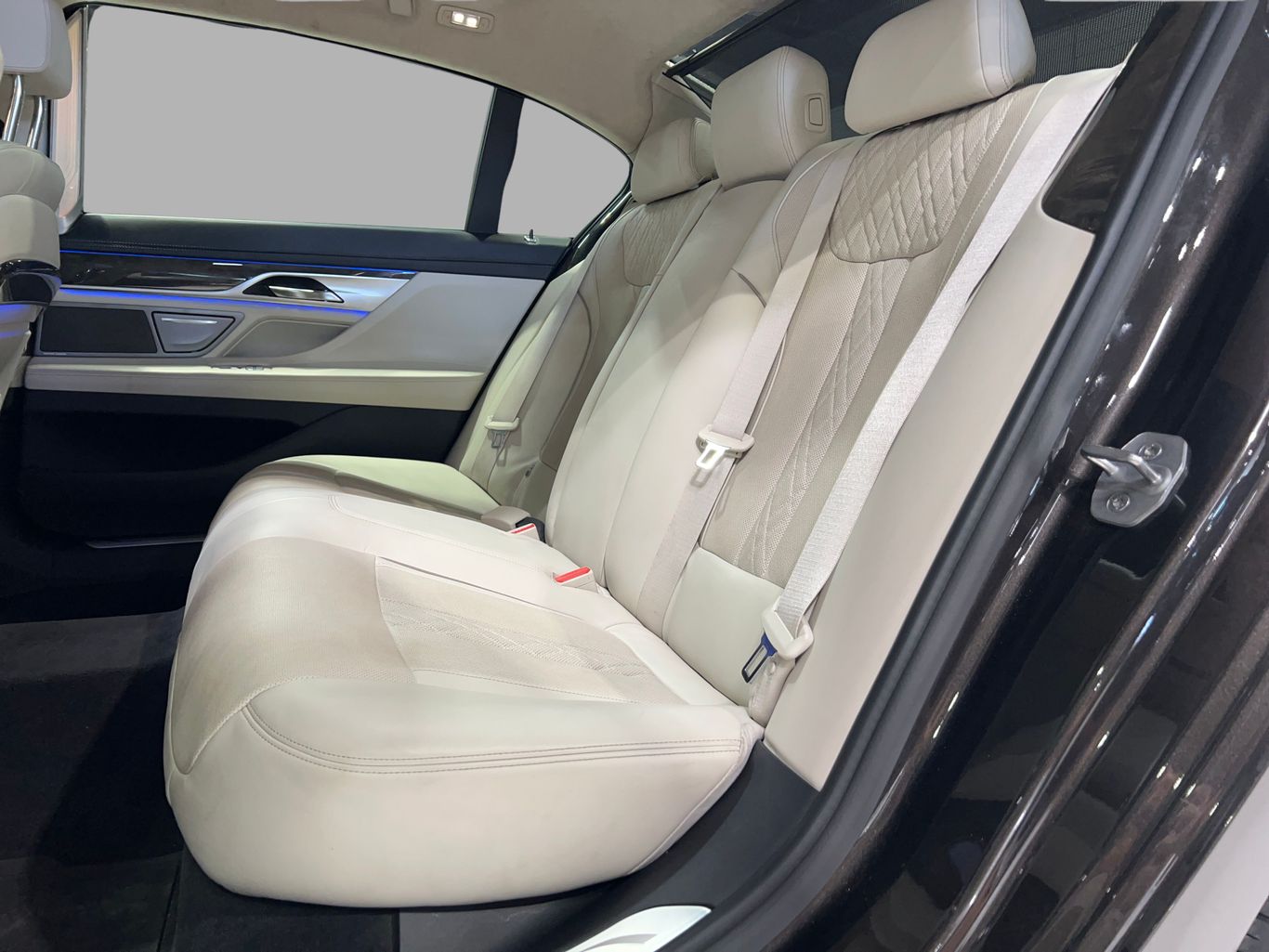 2016 BMW 7 SERIES SEDAN V8, TWIN TURBO, 4.4L 750I SEDAN 4D