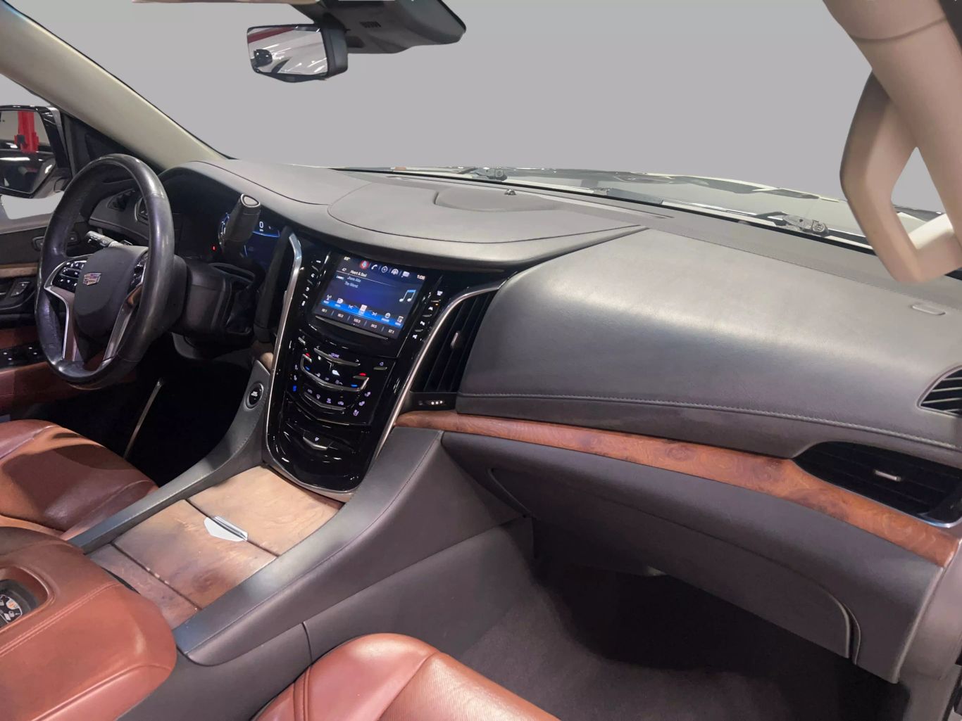 2019 CADILLAC ESCALADE SUV V8, 6.2 LITER PREMIUM LUXURY SPORT UTILITY 4D