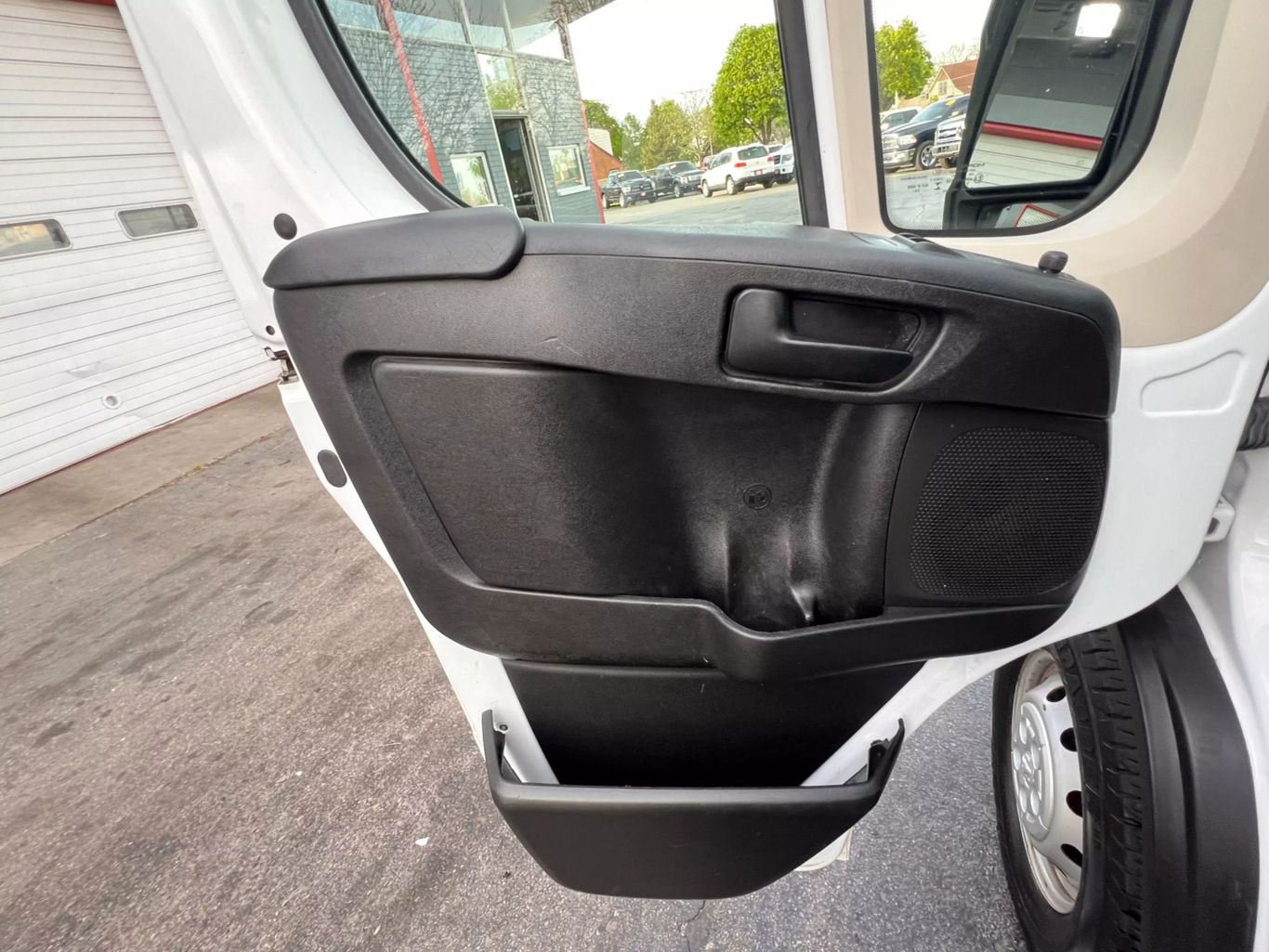 2021 Ram Promaster Cargo Van - Image 14
