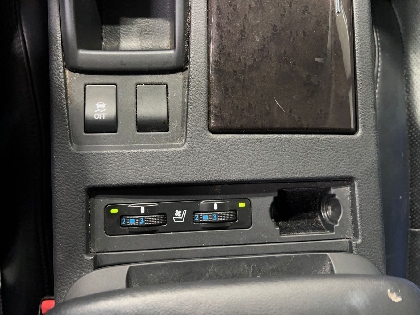 2013 LEXUS RX SUV V6, 3.5 LITER RX 350 SPORT UTILITY 4D