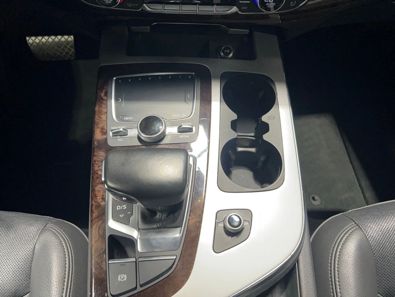 2019 AUDI Q7 SUV 4-CYL, TURBO, 2.0 LITER 45 TFSI PREMIUM PLUS SPORT UTILITY 4D