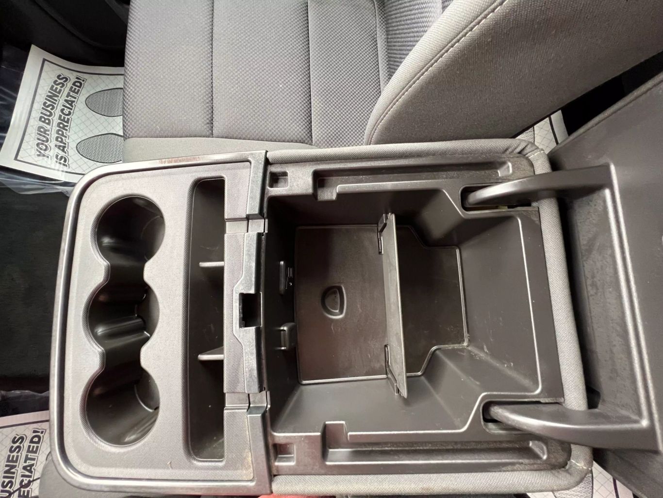 2015 Chevrolet Silverado 1500 Crew Cab - Image 18