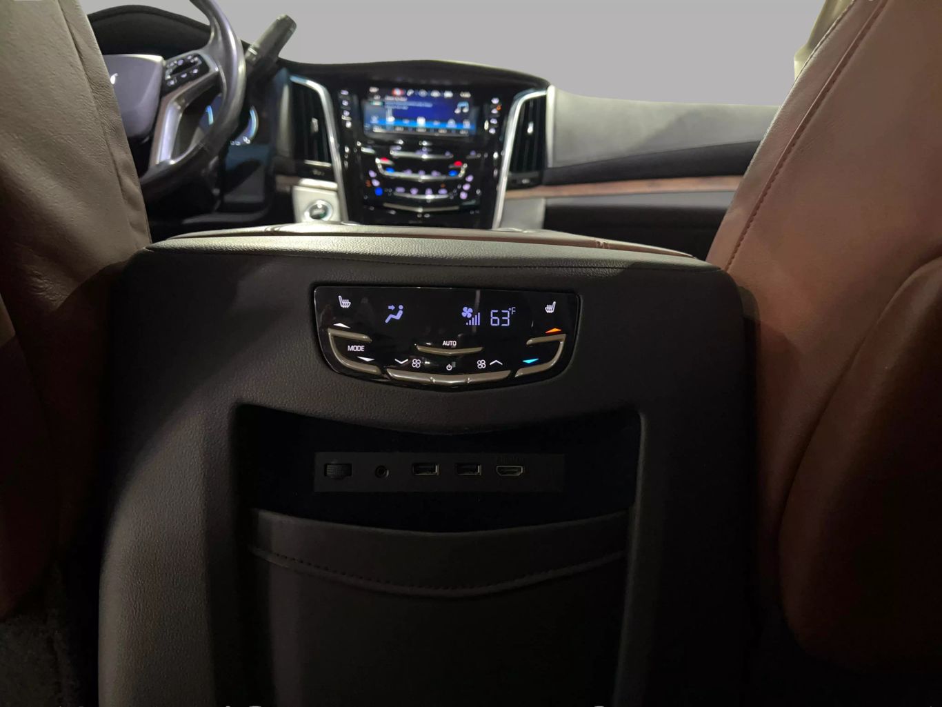 2019 CADILLAC ESCALADE SUV V8, 6.2 LITER PREMIUM LUXURY SPORT UTILITY 4D