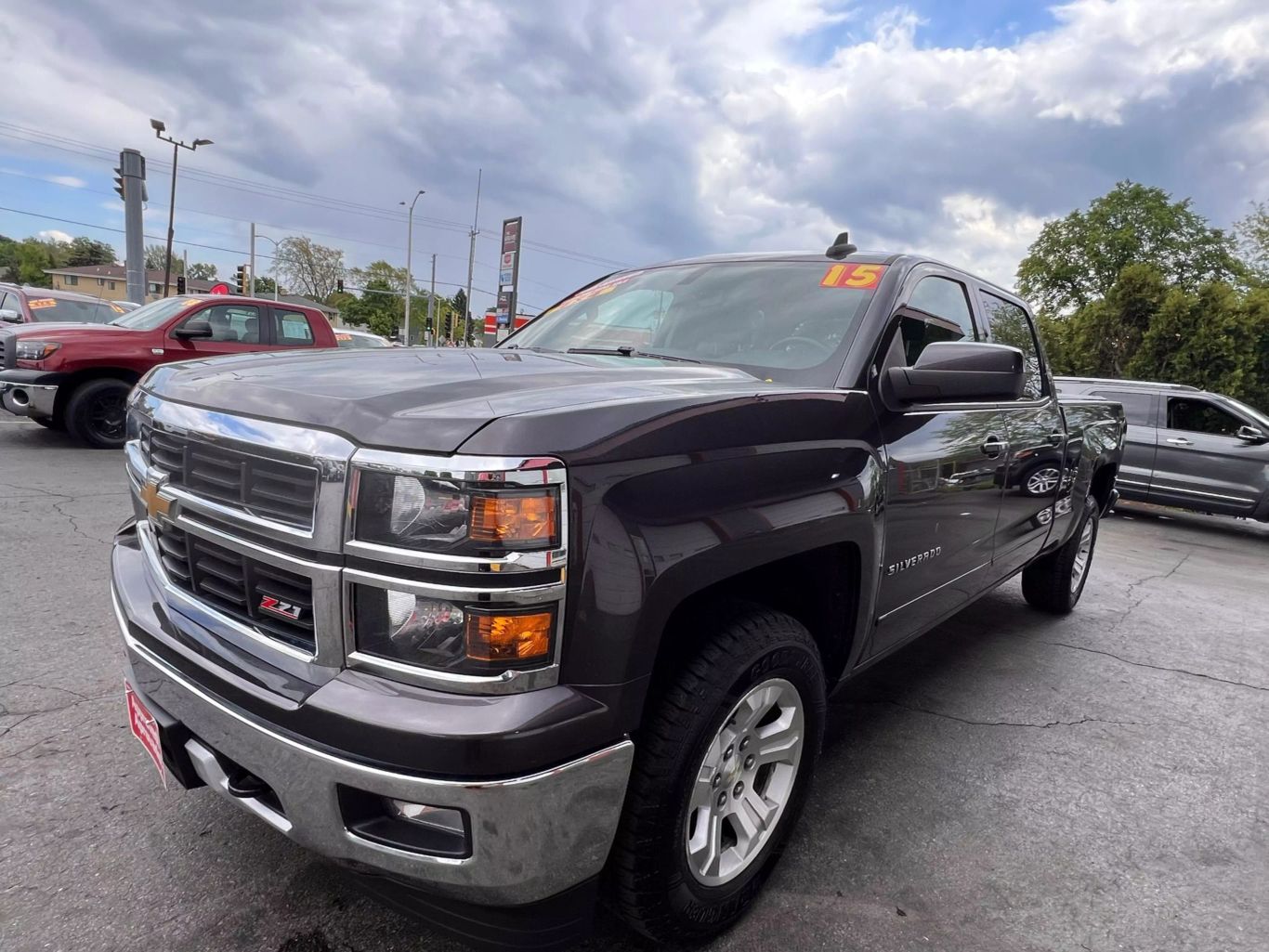 2015 Chevrolet Silverado 1500 Crew Cab - Image 6