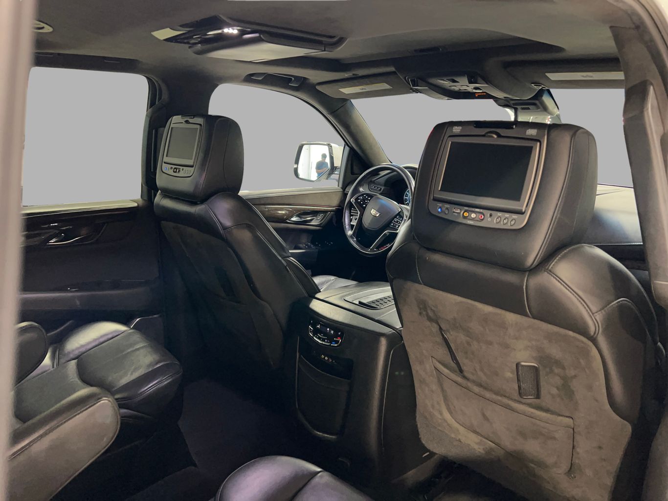 2016 CADILLAC ESCALADE SUV V8, 6.2 LITER PLATINUM SPORT UTILITY 4D