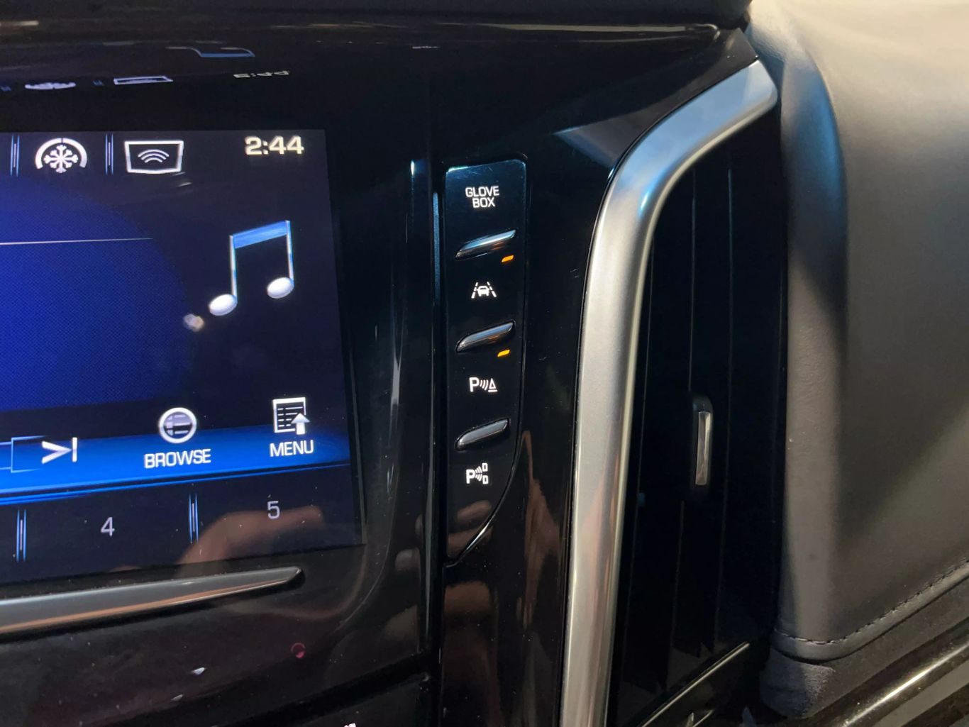 2018 CADILLAC ESCALADE SUV V8, 6.2 LITER PLATINUM SPORT UTILITY 4D