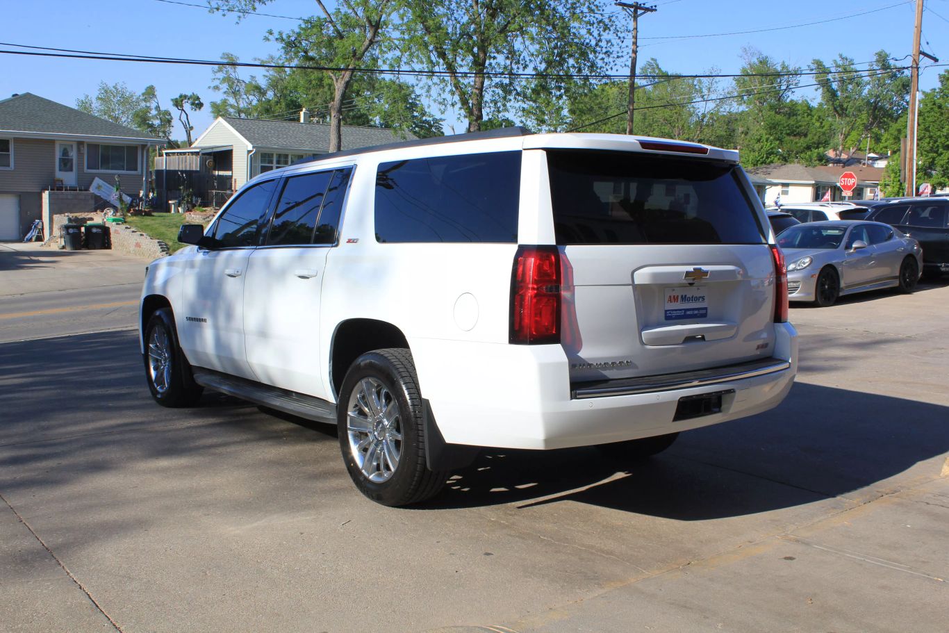 2015 Chevrolet Suburban Lt Sport Utility 4d - Image 6
