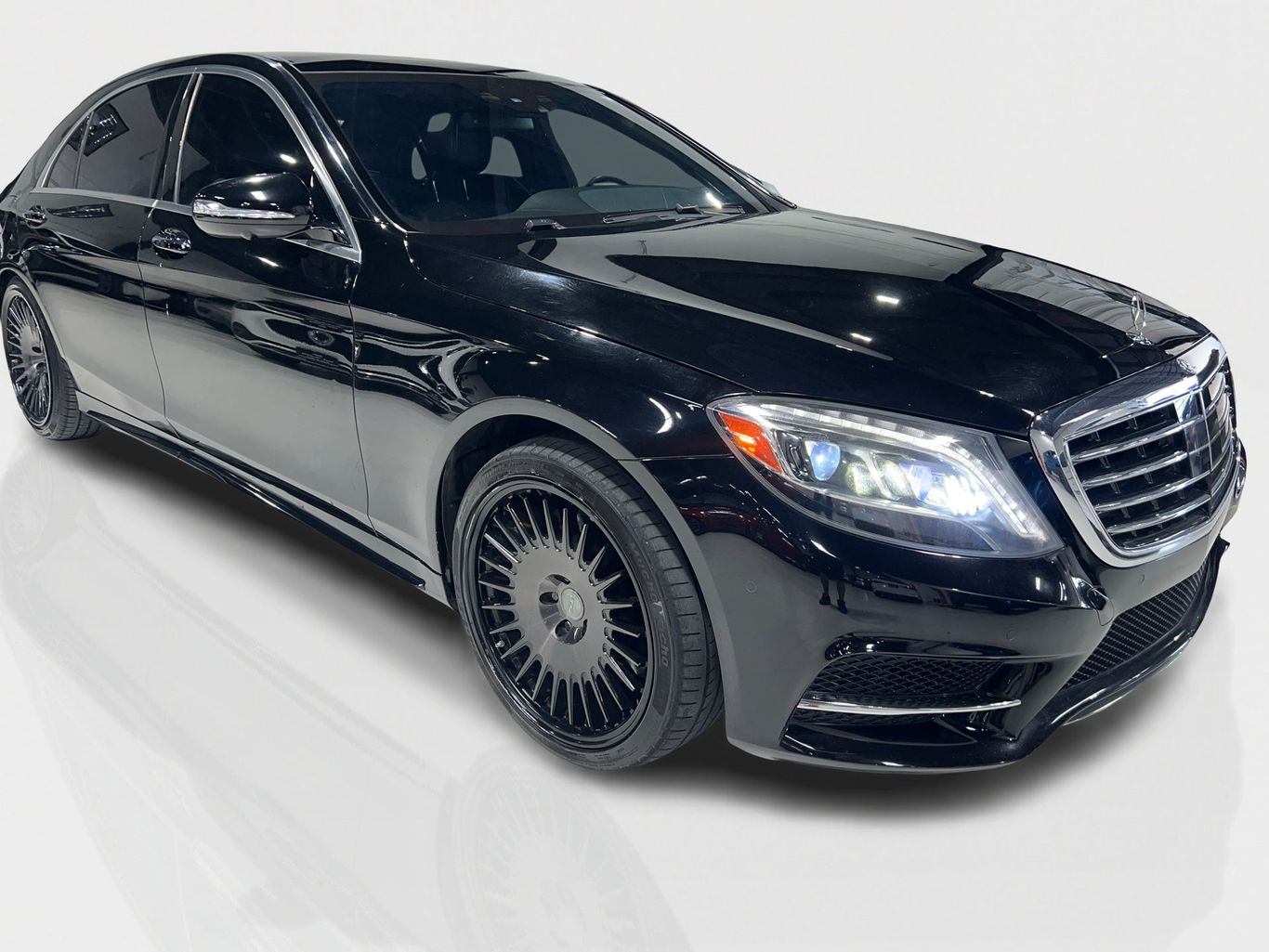 2017 MERCEDES-BENZ S-CLASS SEDAN V8, TWIN TURBO, 4.7 LITER S 550 SEDAN 4D