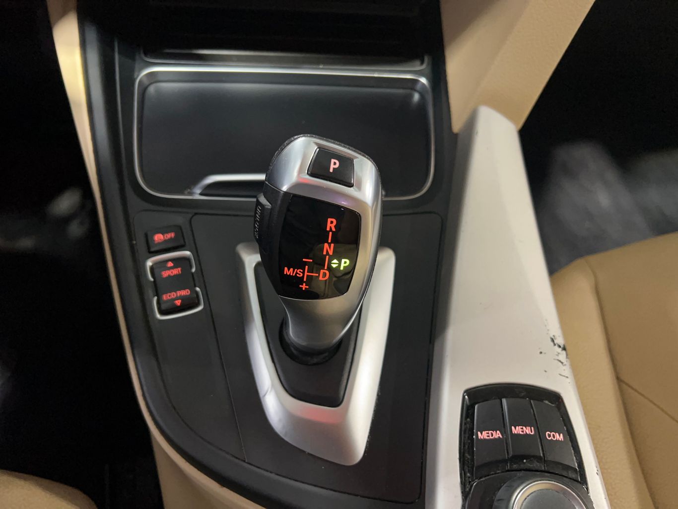 2018 BMW 3 SERIES SEDAN 4-CYL, TURBO, 2.0 LITER 320I SEDAN 4D