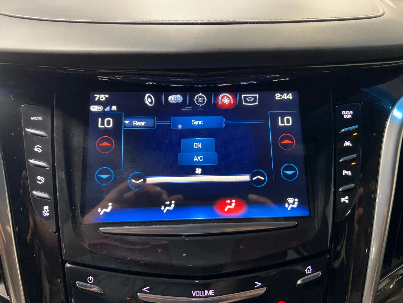 2018 CADILLAC ESCALADE SUV V8, 6.2 LITER PLATINUM SPORT UTILITY 4D