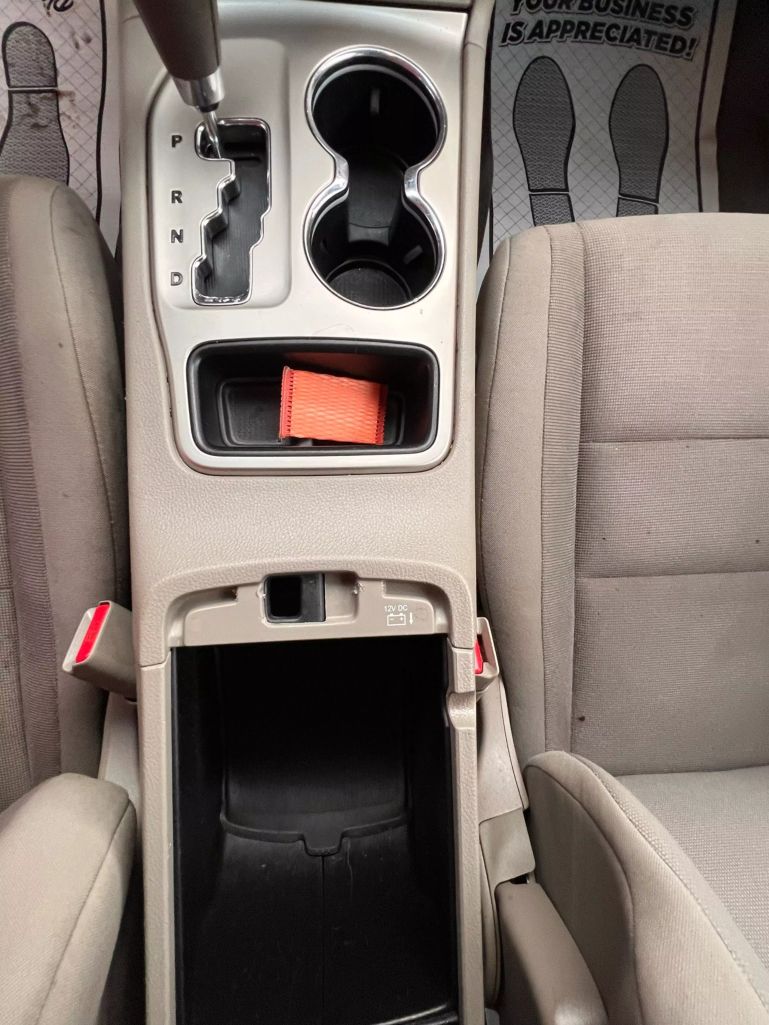2011 Jeep Grand Cherokee - Image 19