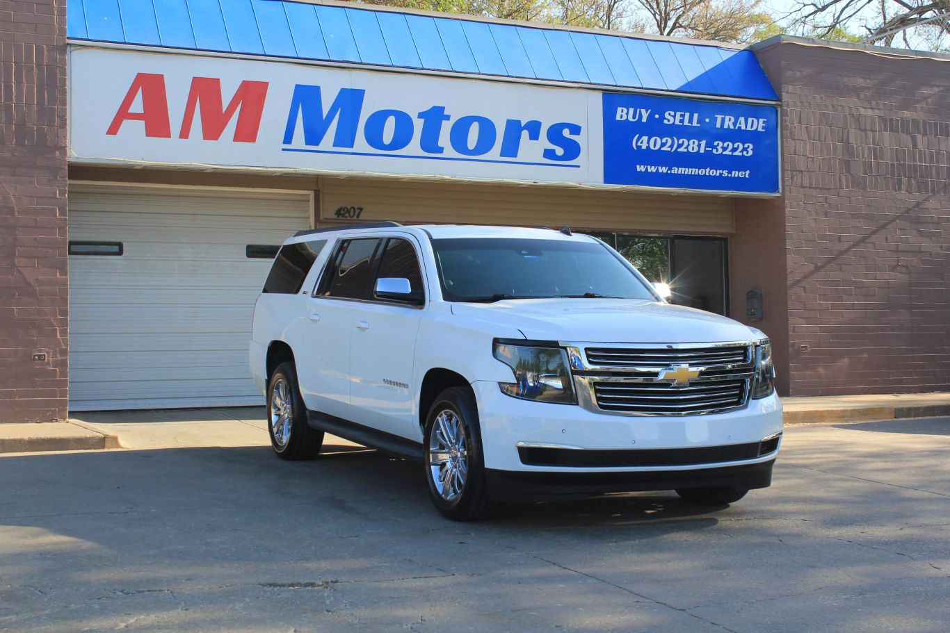 2015 Chevrolet Suburban Lt Sport Utility 4d - Image 1