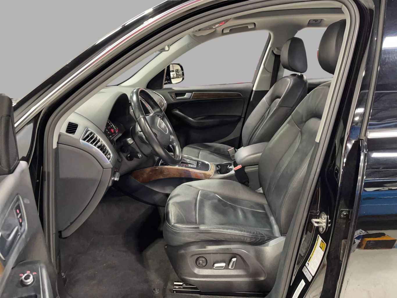 2016 AUDI Q5 SUV 4-CYL, TURBO, 2.0 LITER 2.0T PREMIUM SPORT UTILITY 4D