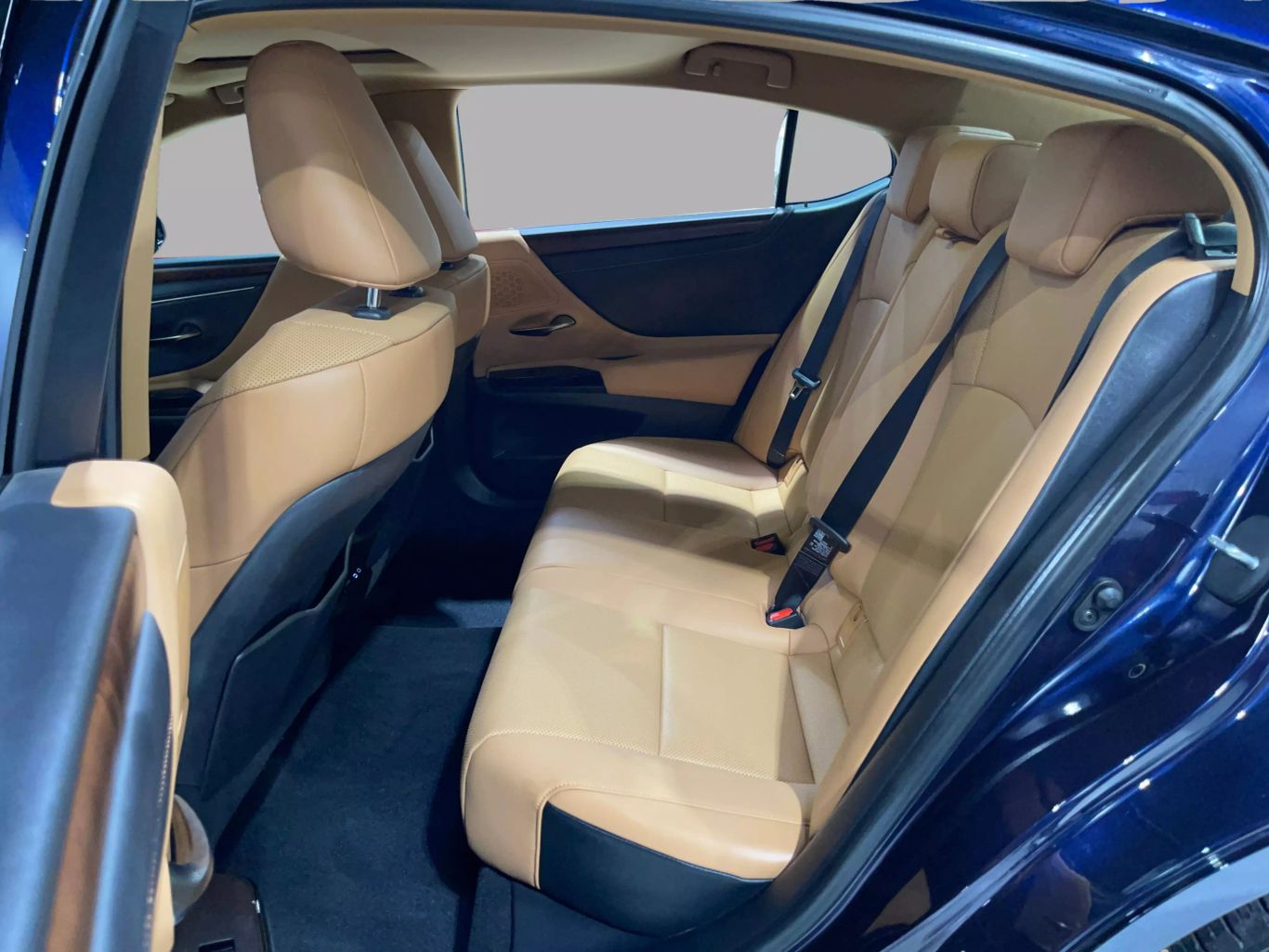 2022 LEXUS ES SEDAN V6, 3.5 LITER ES 350 SEDAN 4D