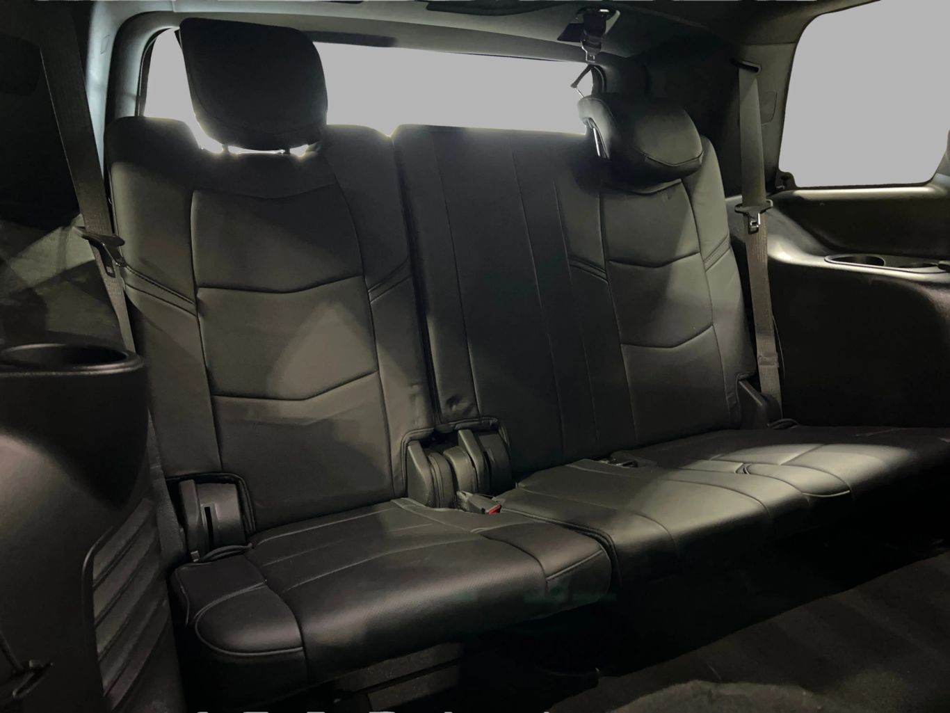 2018 CADILLAC ESCALADE SUV V8, 6.2 LITER PLATINUM SPORT UTILITY 4D