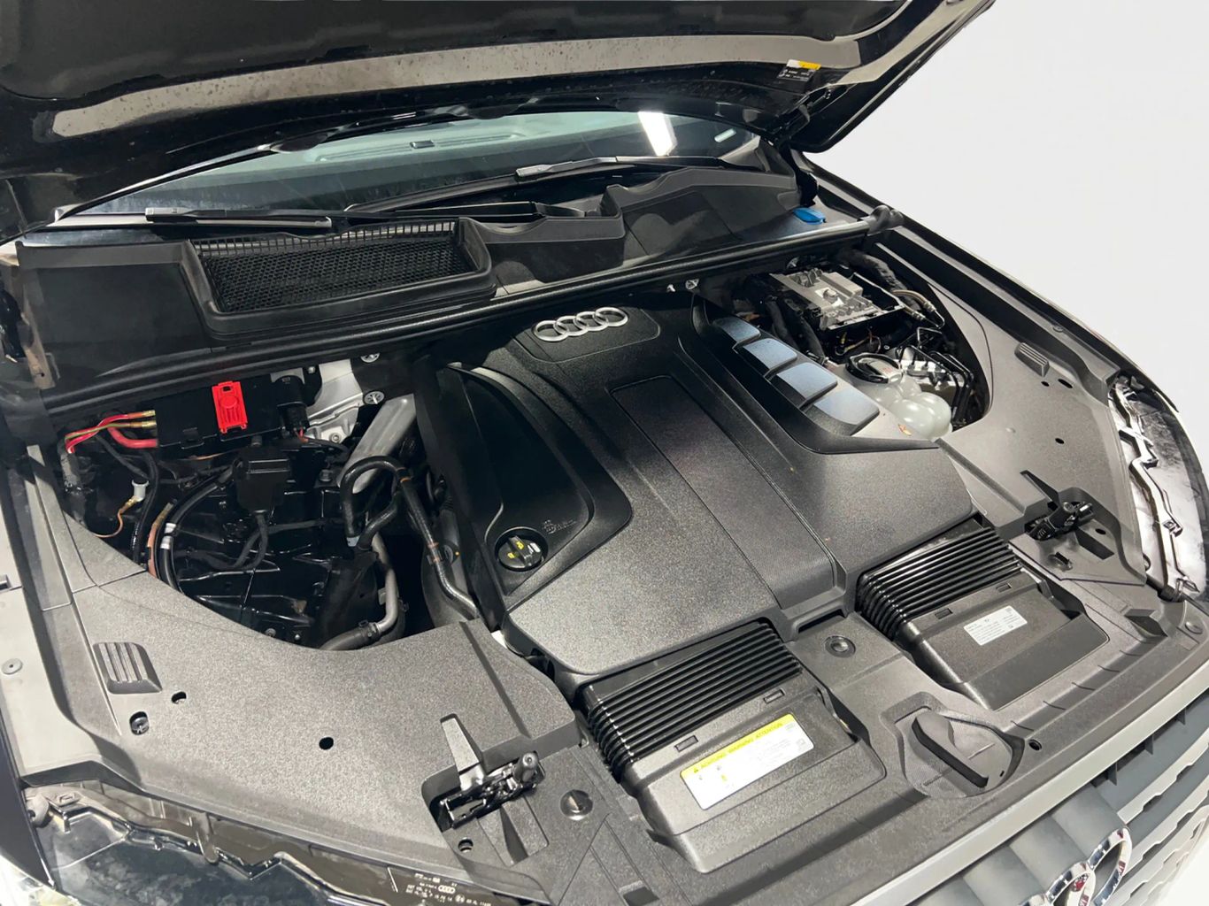 2019 AUDI Q7 SUV 4-CYL, TURBO, 2.0 LITER 45 TFSI PREMIUM PLUS SPORT UTILITY 4D