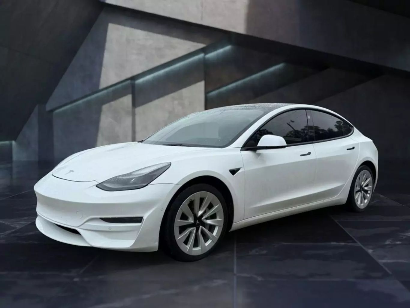 2022 TESLA MODEL 3 SEDAN DUAL ELECTRIC MOTORS LONG RANGE SEDAN 4D