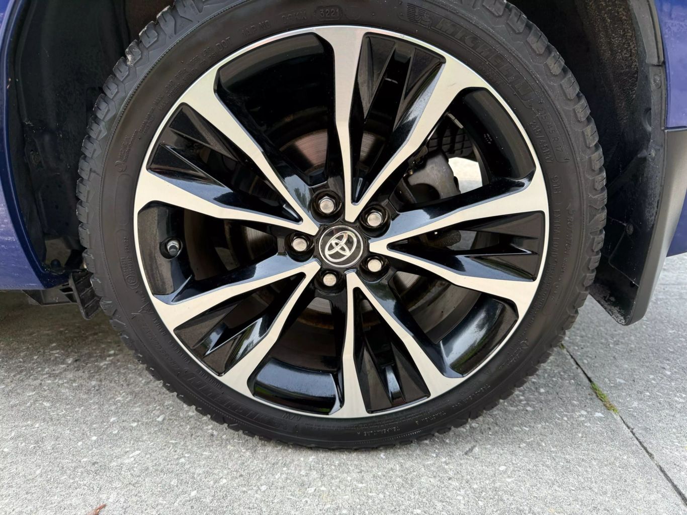 2017 TOYOTA COROLLA SEDAN 4-CYL, 1.8 LITER L SEDAN 4D