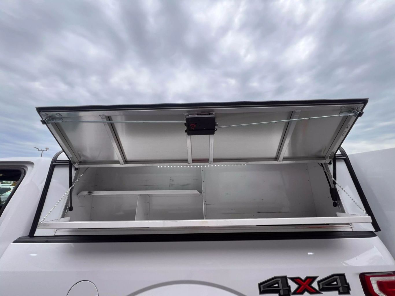 2020 Ford F150 Super Cab - Image 14
