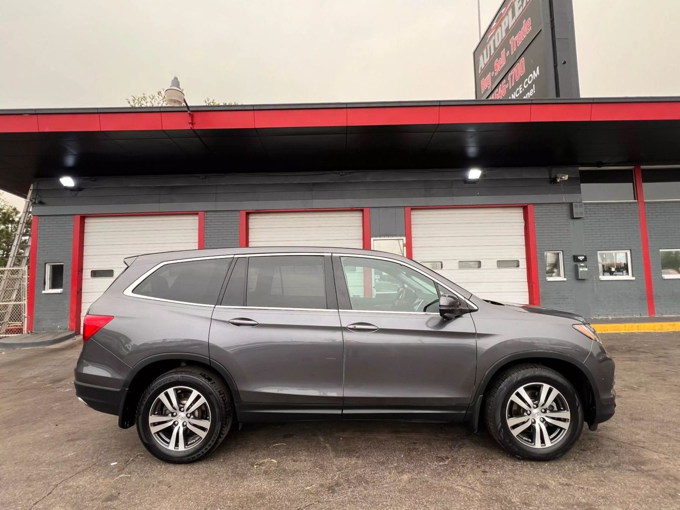 2018 Honda Pilot - Image 1