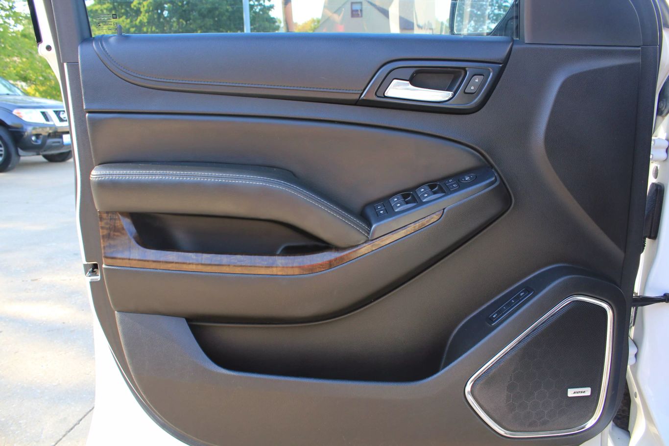 2015 Chevrolet Suburban Lt Sport Utility 4d - Image 22