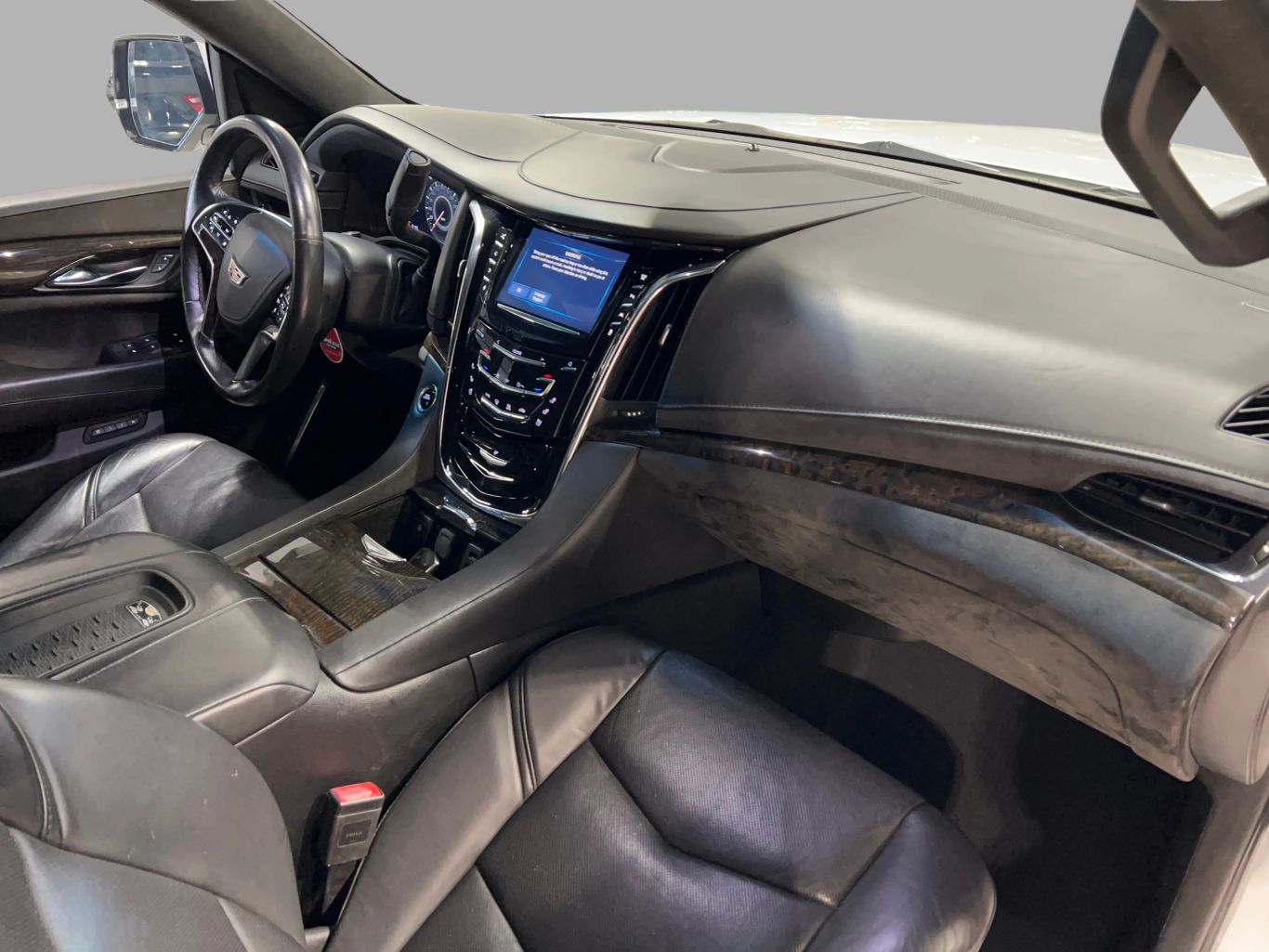 2016 CADILLAC ESCALADE SUV V8, 6.2 LITER PLATINUM SPORT UTILITY 4D