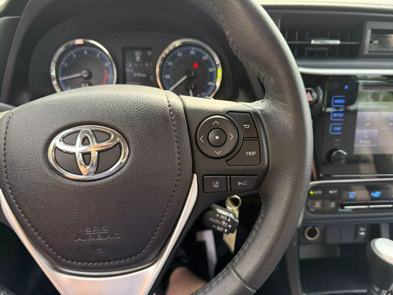 2017 TOYOTA COROLLA SEDAN 4-CYL, 1.8 LITER L SEDAN 4D