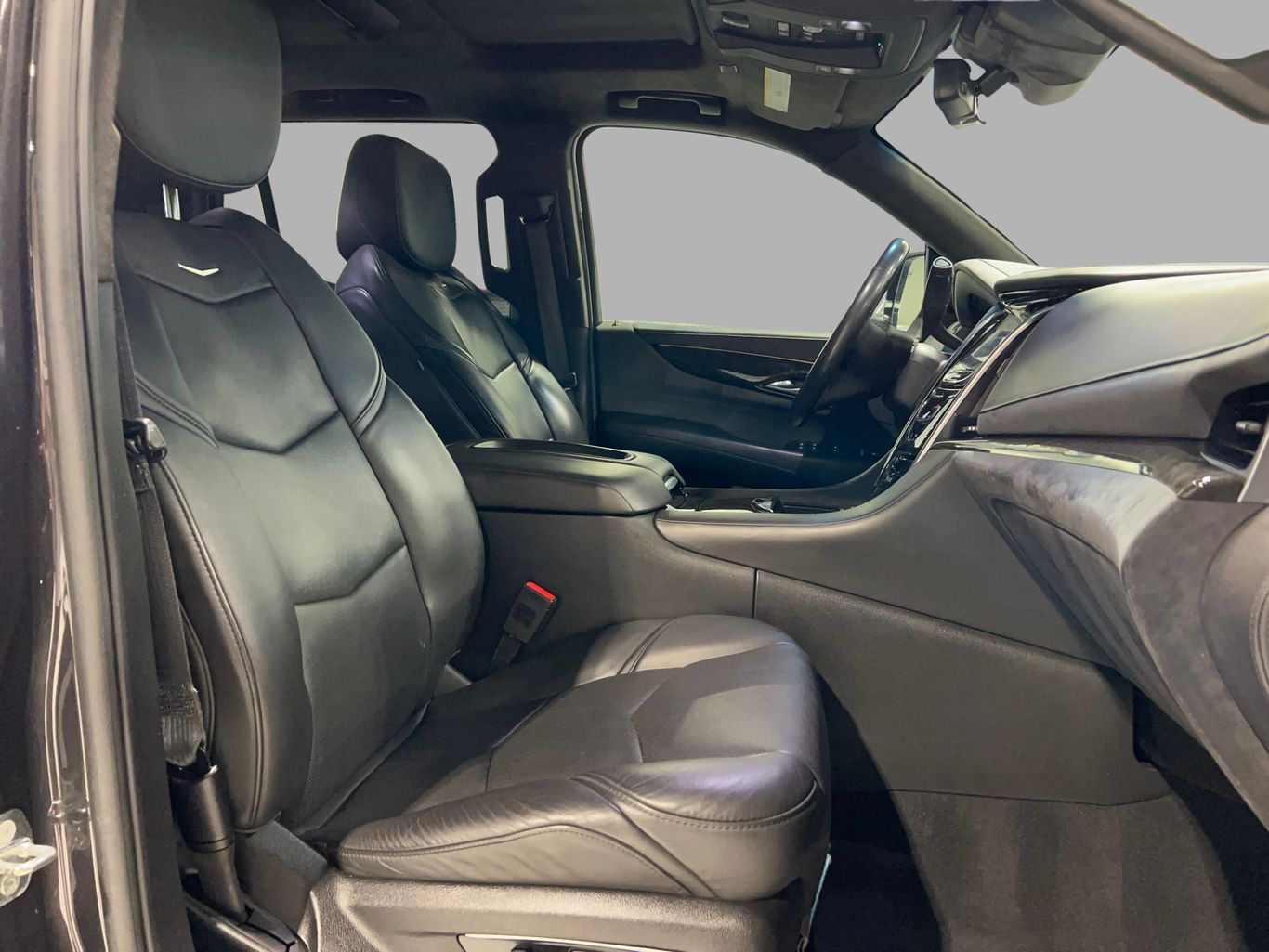 2018 CADILLAC ESCALADE SUV V8, 6.2 LITER PLATINUM SPORT UTILITY 4D