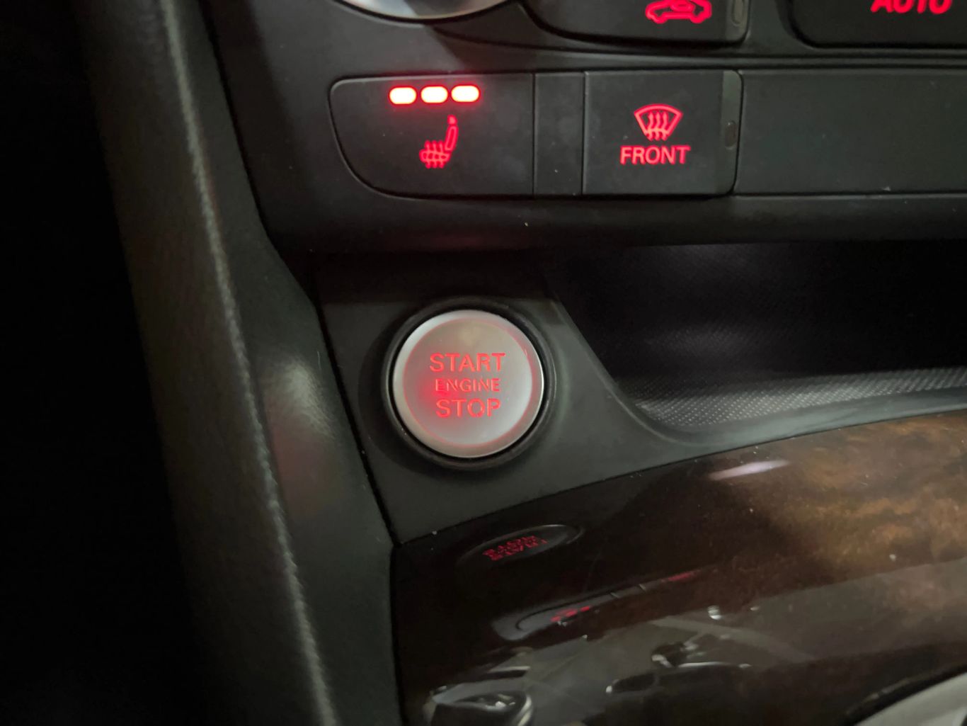 2015 AUDI Q3 SUV 4-CYL, TURBO, 2.0 LITER PREMIUM PLUS SPORT UTILITY 4D