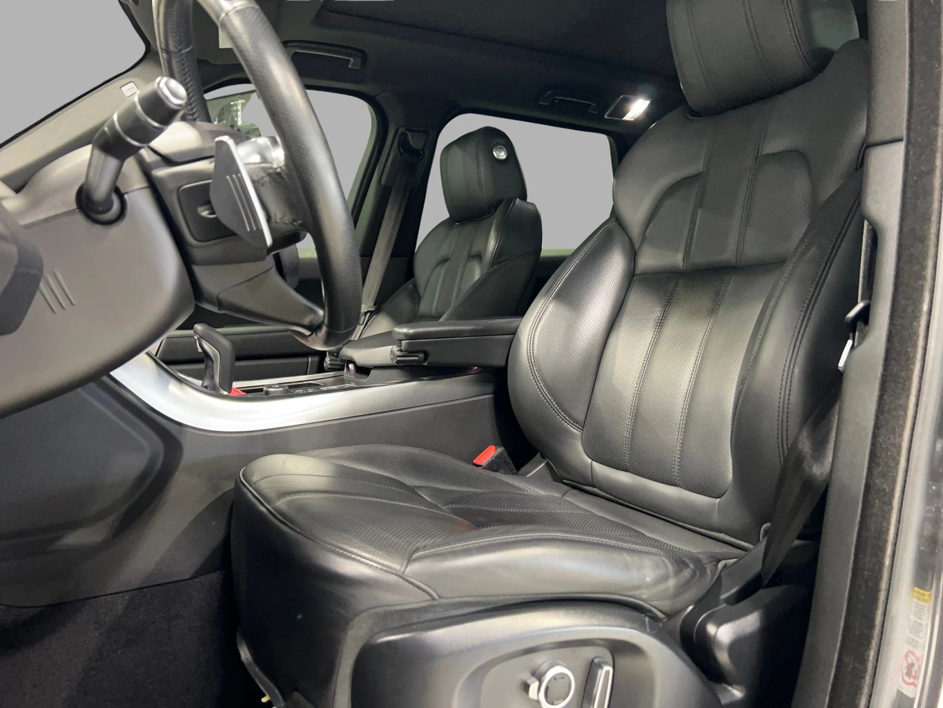 2017 LAND ROVER RANGE ROVER SPORT SUV V8, SUPERCHARGED, 5.0 LITER SUPERCHARGED SPORT UTILITY 4D