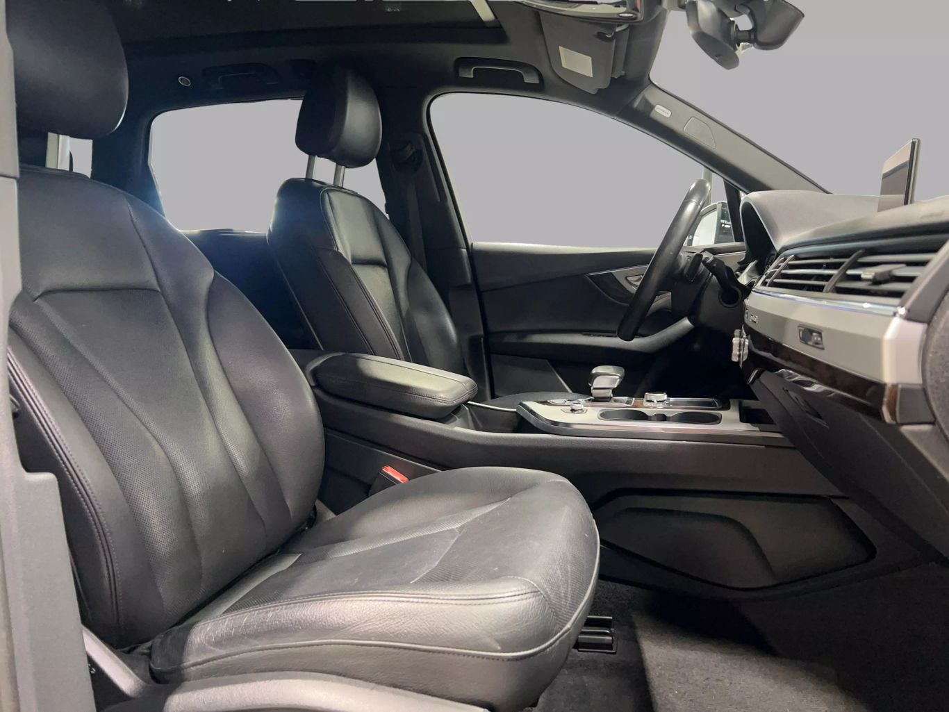 2019 AUDI Q7 SUV 4-CYL, TURBO, 2.0 LITER 45 TFSI PREMIUM PLUS SPORT UTILITY 4D