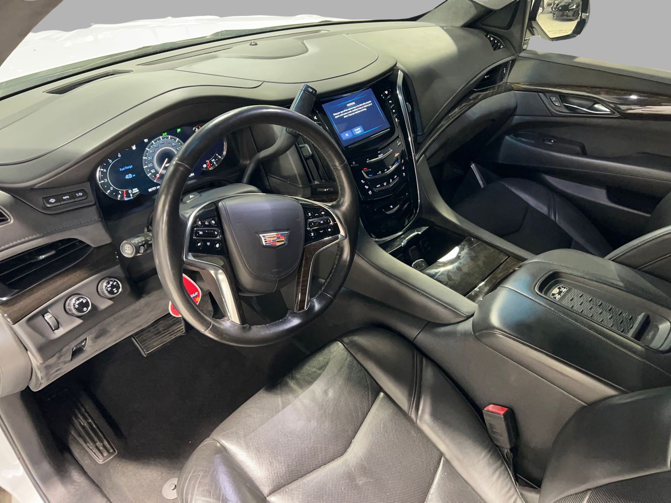 2016 CADILLAC ESCALADE SUV V8, 6.2 LITER PLATINUM SPORT UTILITY 4D