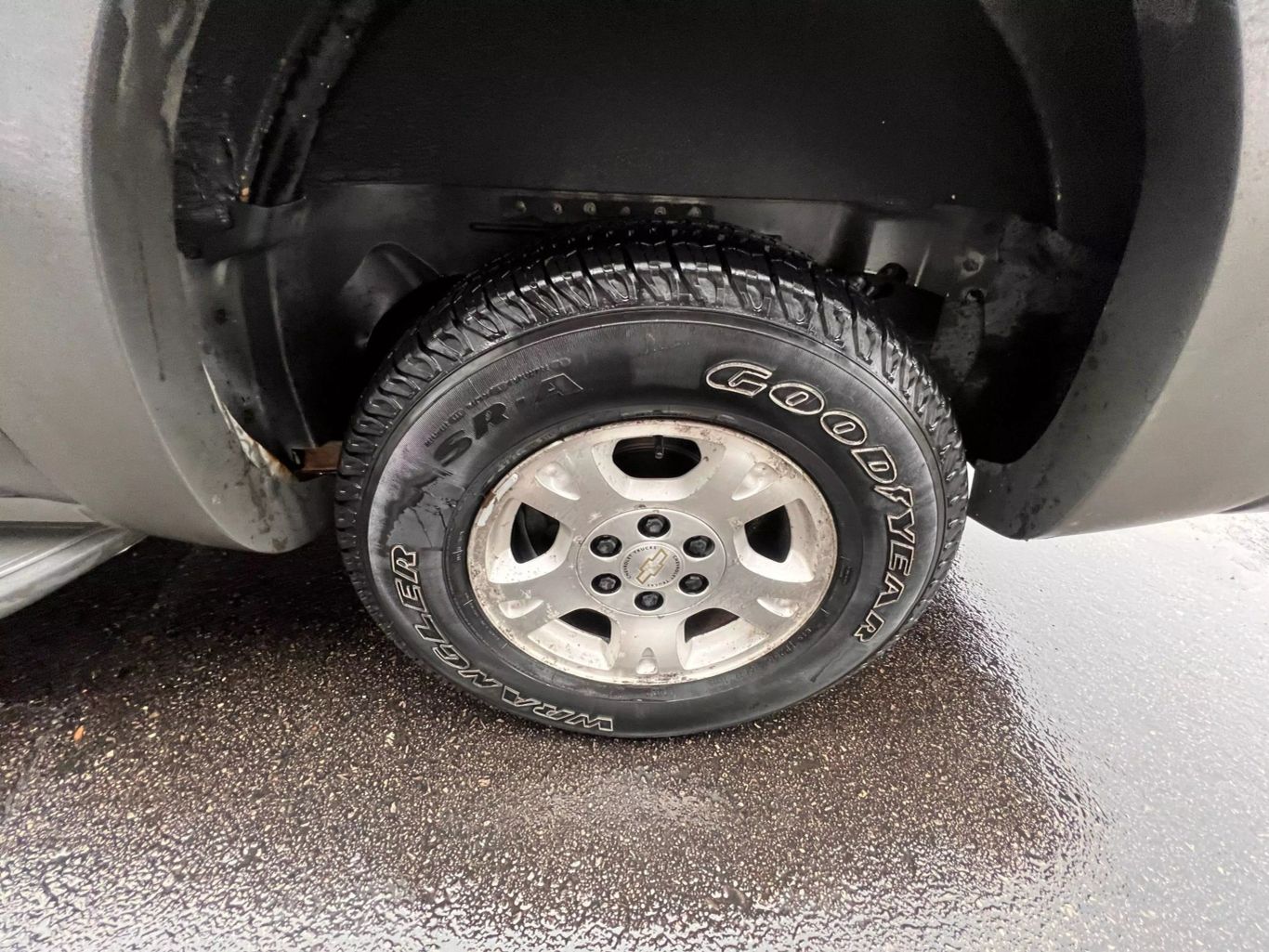 2002 Chevrolet Avalanche 1500 - Image 18
