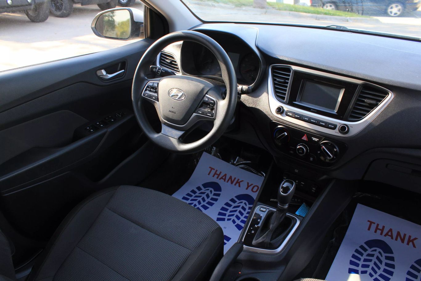 2019 Hyundai Accent Se Sedan 4d - Image 17