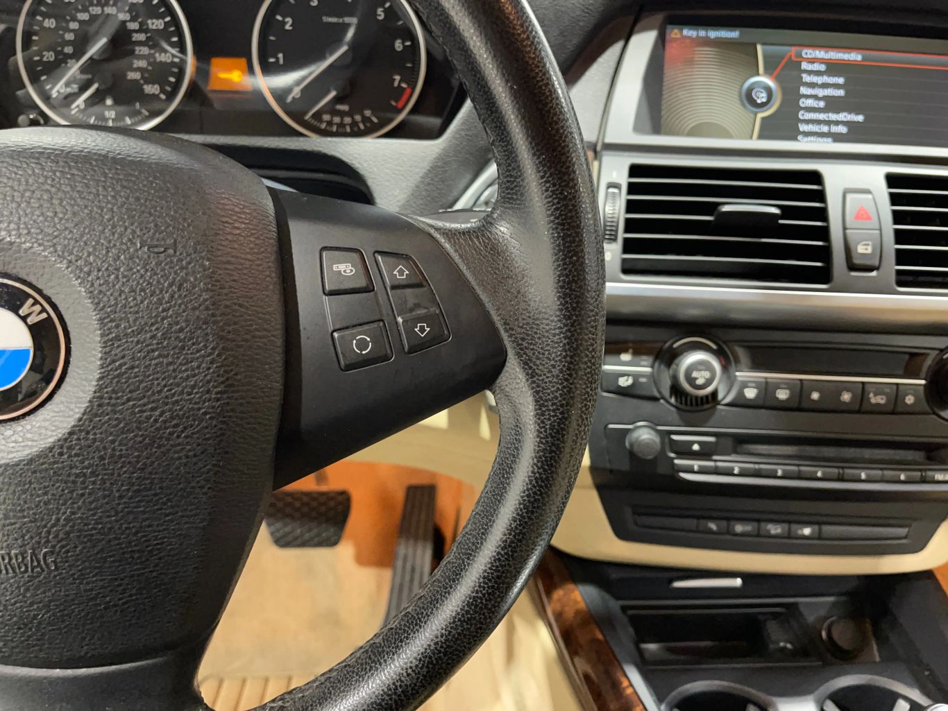 2013 BMW X5 SUV 6-CYL, TURBO, 3.0 LITER XDRIVE35I PREMIUM SPORT UTILITY 4D