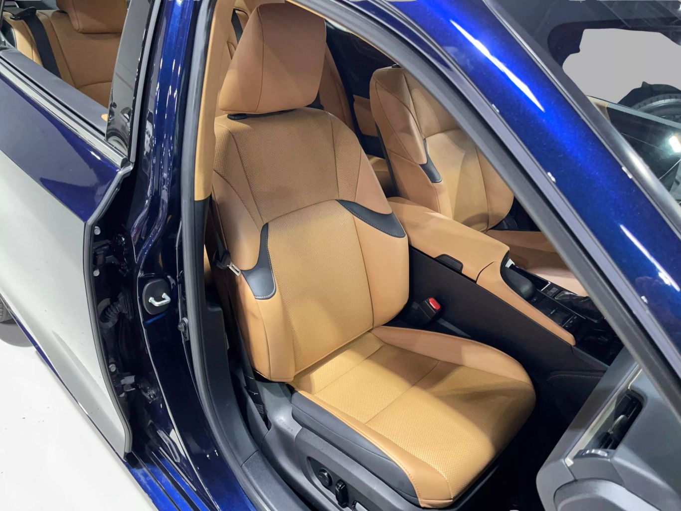 2022 LEXUS ES SEDAN V6, 3.5 LITER ES 350 SEDAN 4D