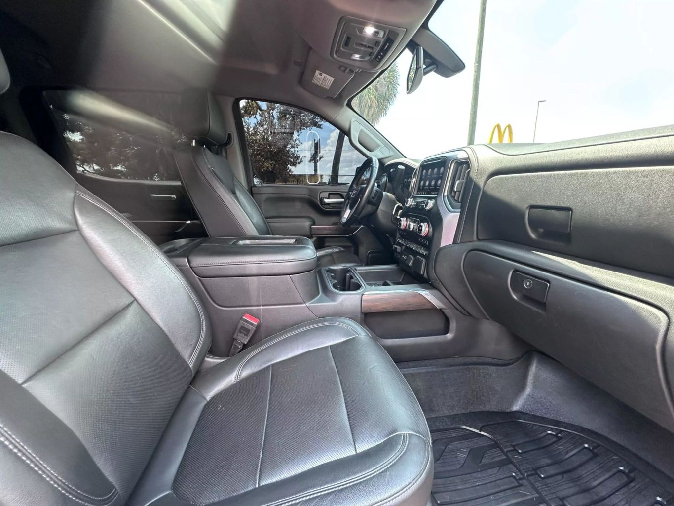2020 GMC SIERRA 1500 CREW CAB PICKUP V8, ECOTEC3, DFM, 5.3 LITER SLT PICKUP 4D 5 3/4 FT - Tampa Motor Cars