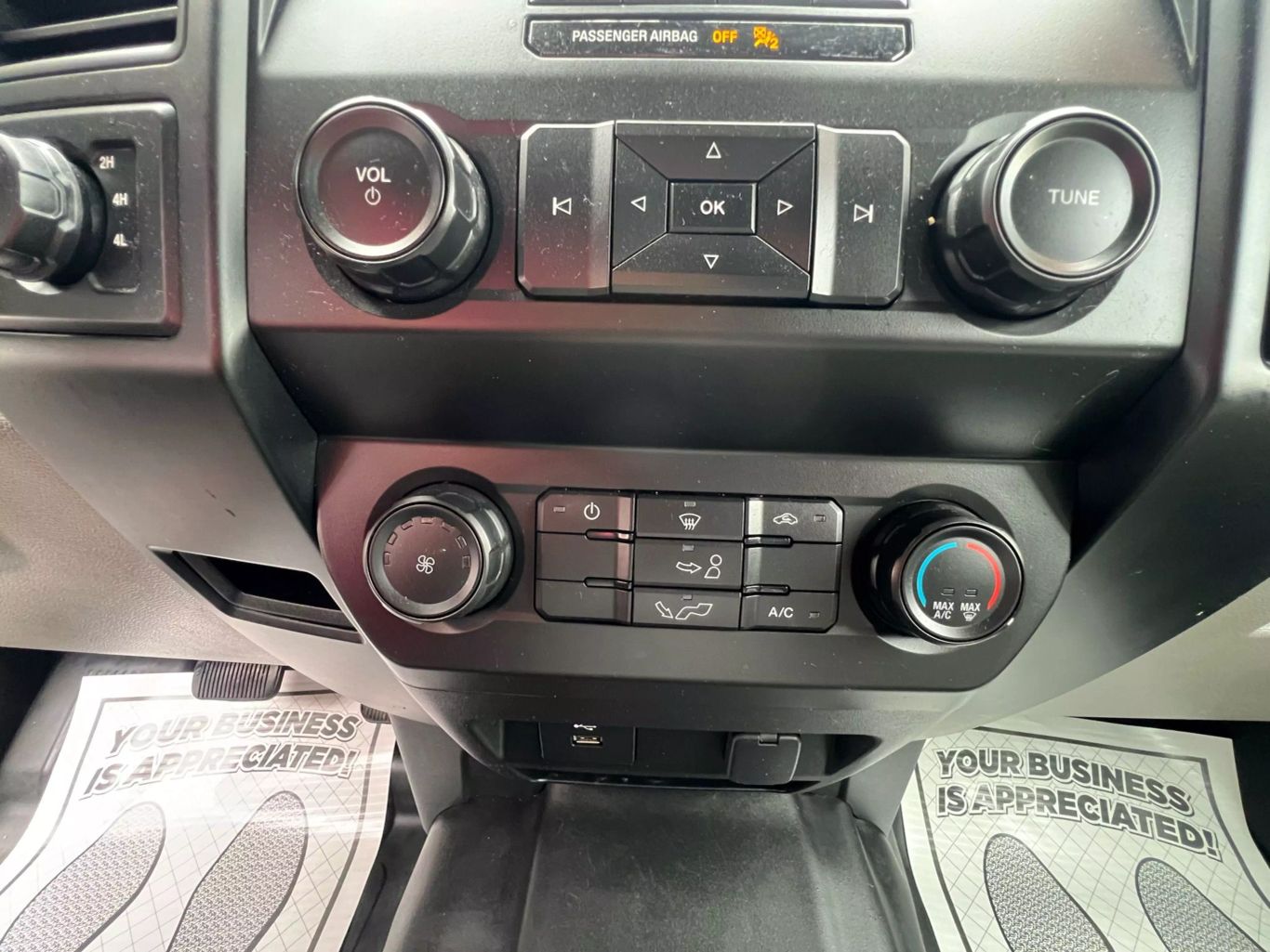 2020 Ford F150 Super Cab - Image 19