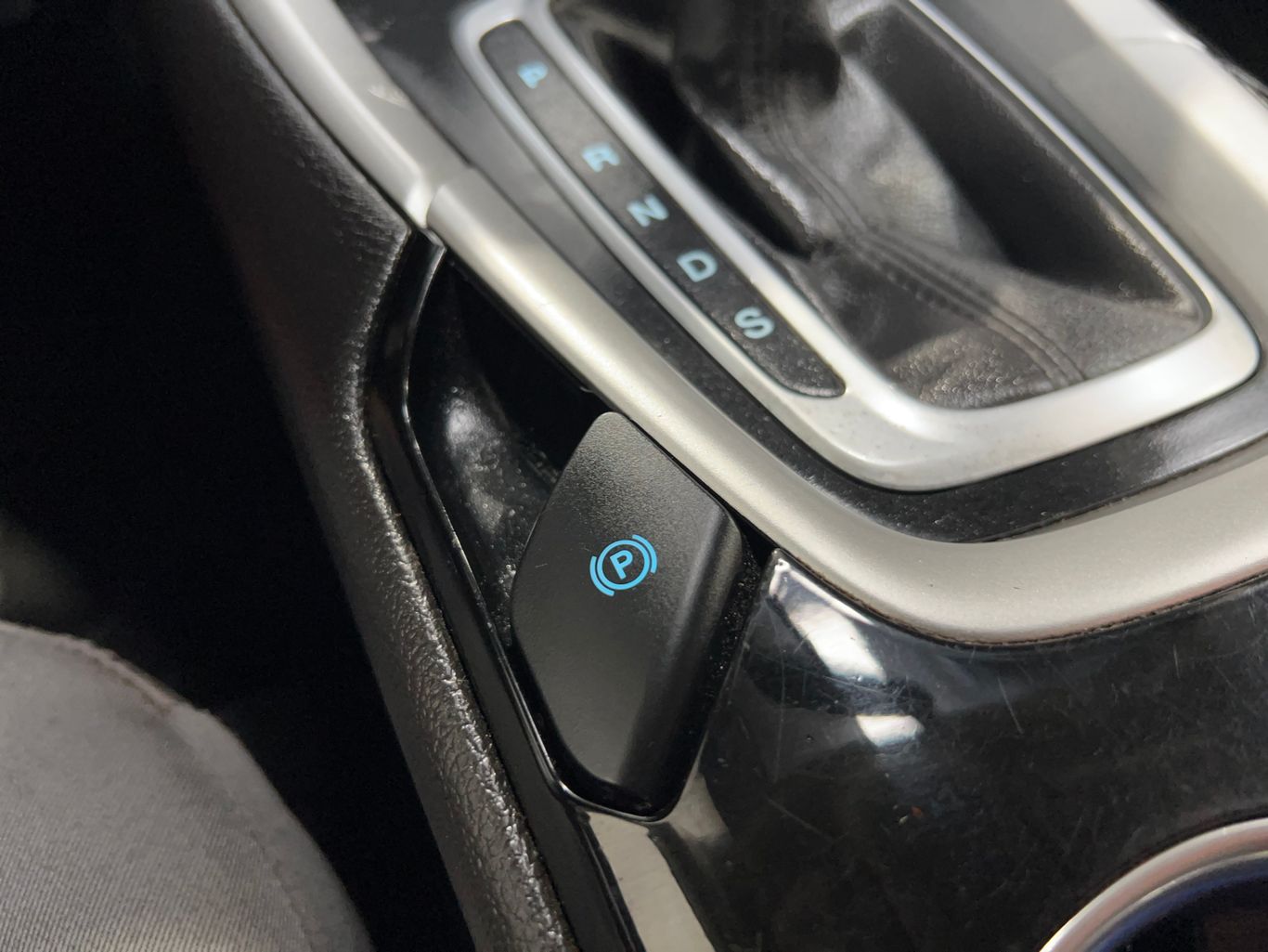 2016 FORD FUSION SEDAN 4-CYL, 2.5 LITER S SEDAN 4D