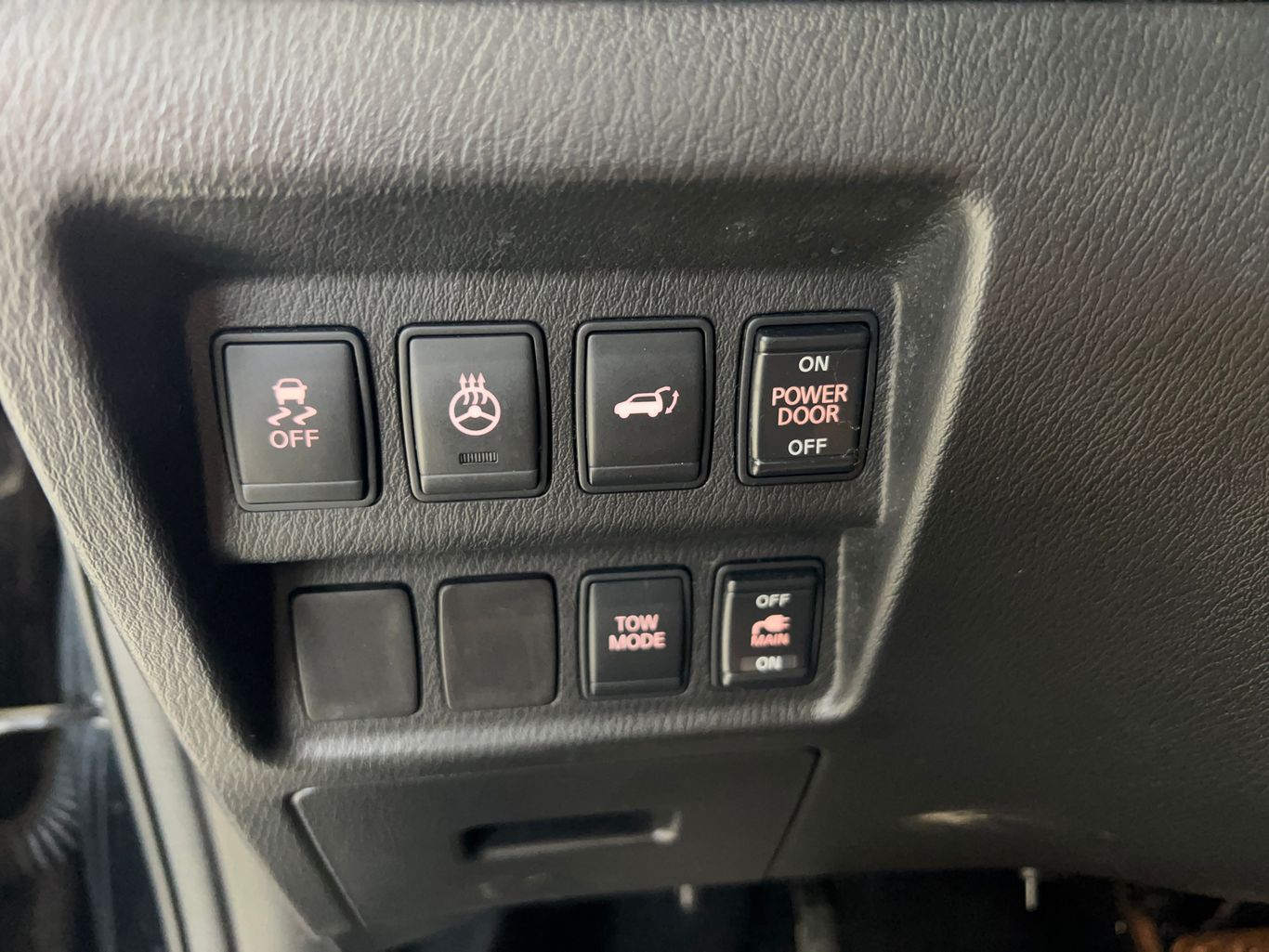 2014 NISSAN PATHFINDER SUV V6, 3.5 LITER PLATINUM SPORT UTILITY 4D