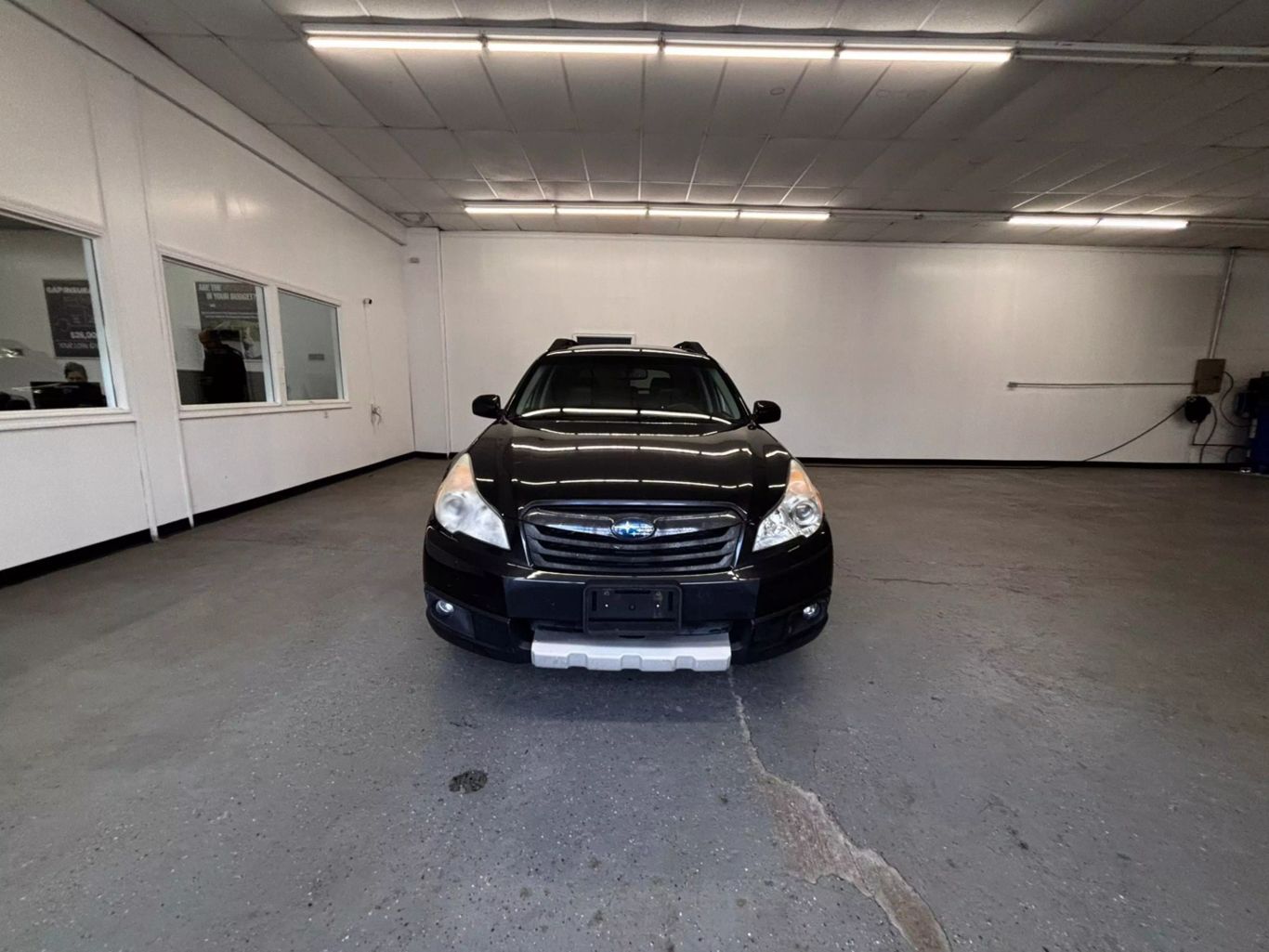Buy Used 2012 SUBARU OUTBACK WAGON 4-CYL, PZEV, 2.5 LITER 2.5I LIMITED WAGON 4D Near Me