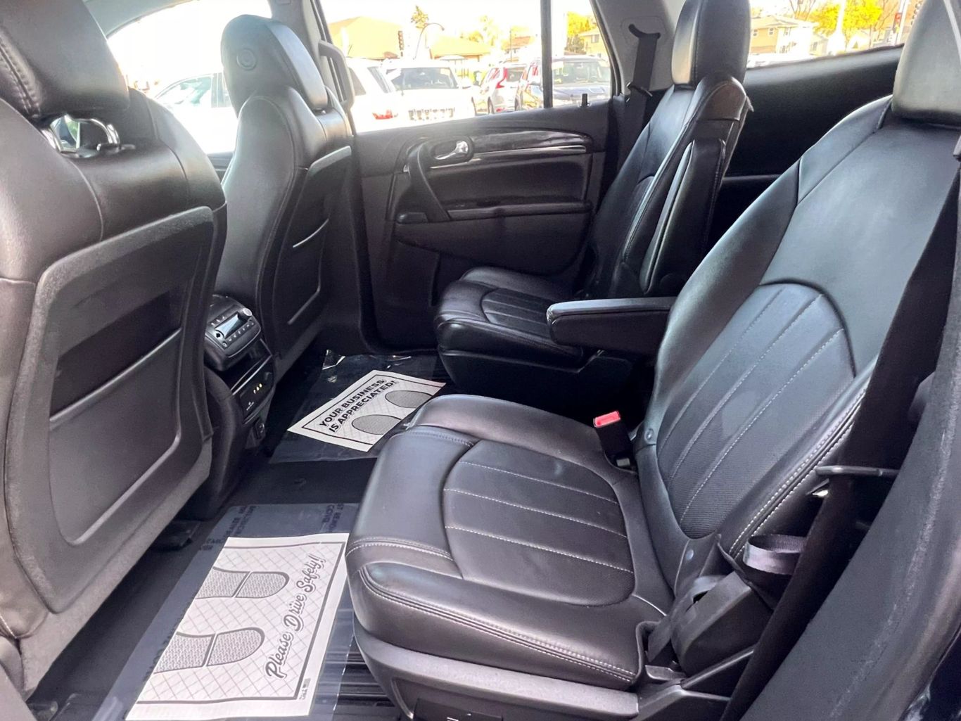 2017 Buick Enclave - Image 12