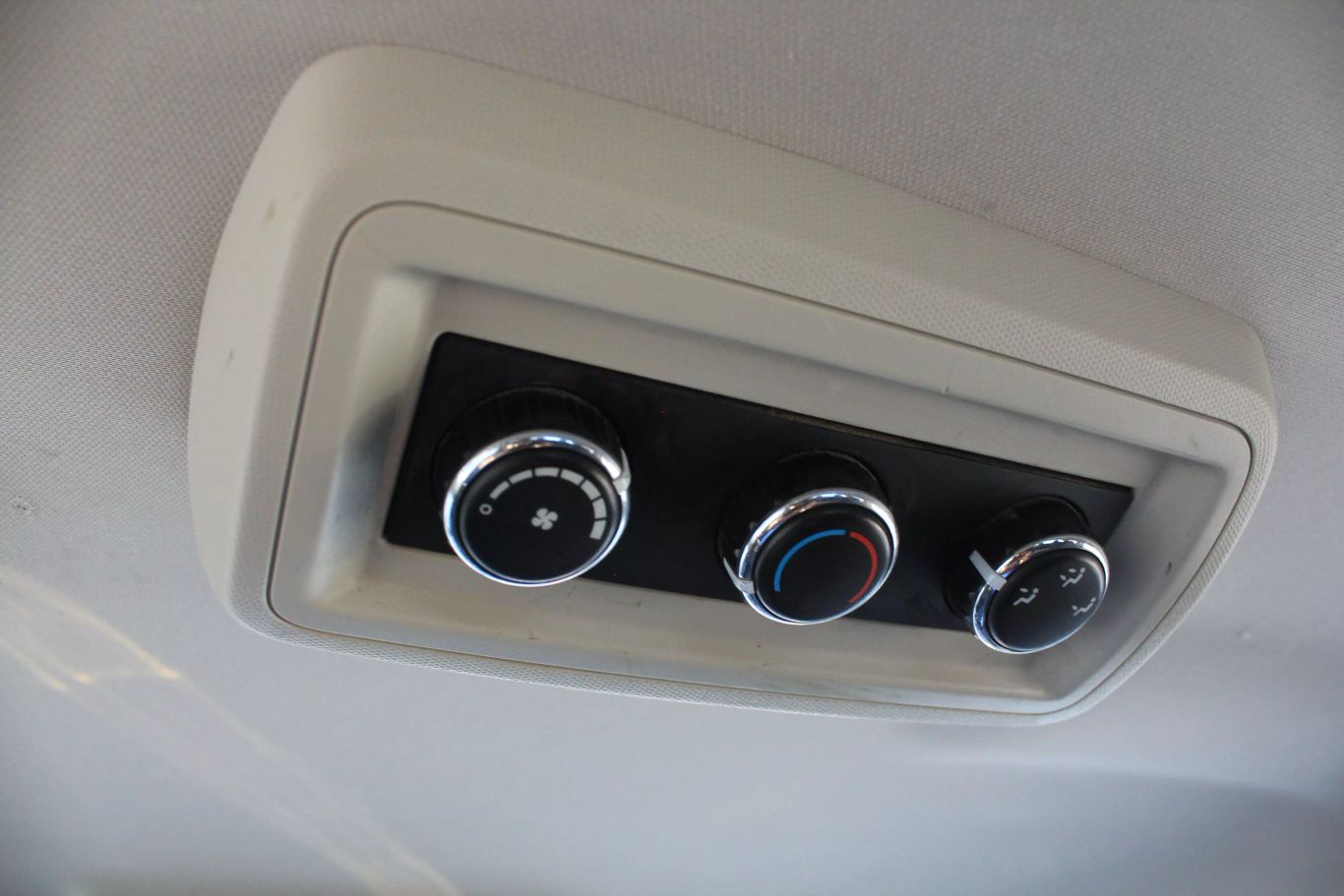 2012 Dodge Journey Se Sport Utility 4d - Image 22