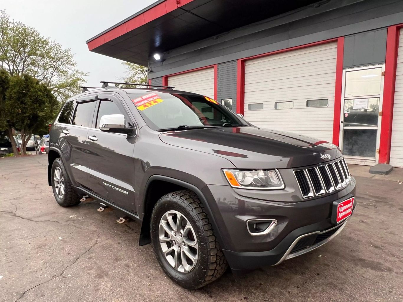 2014 Jeep Grand Cherokee - Image 2