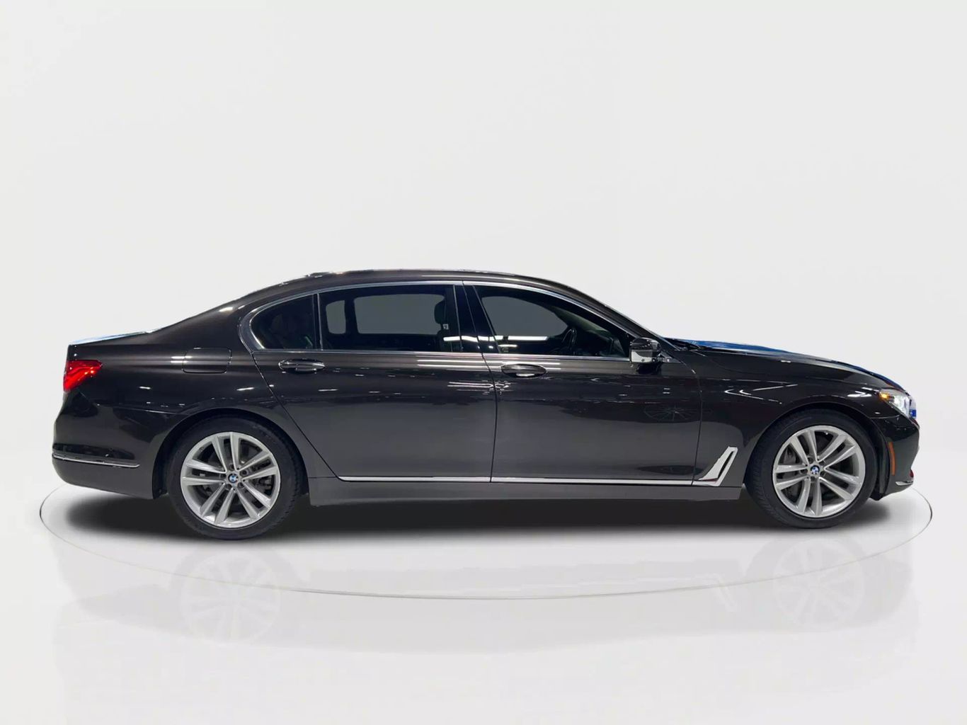 2016 BMW 7 SERIES SEDAN V8, TWIN TURBO, 4.4L 750I SEDAN 4D