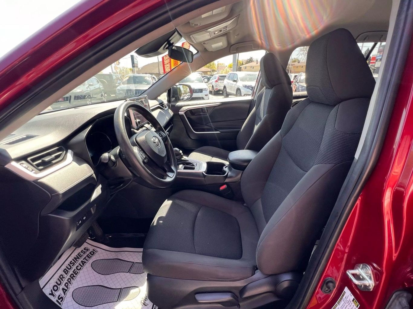 2023 Toyota Rav4 - Image 11
