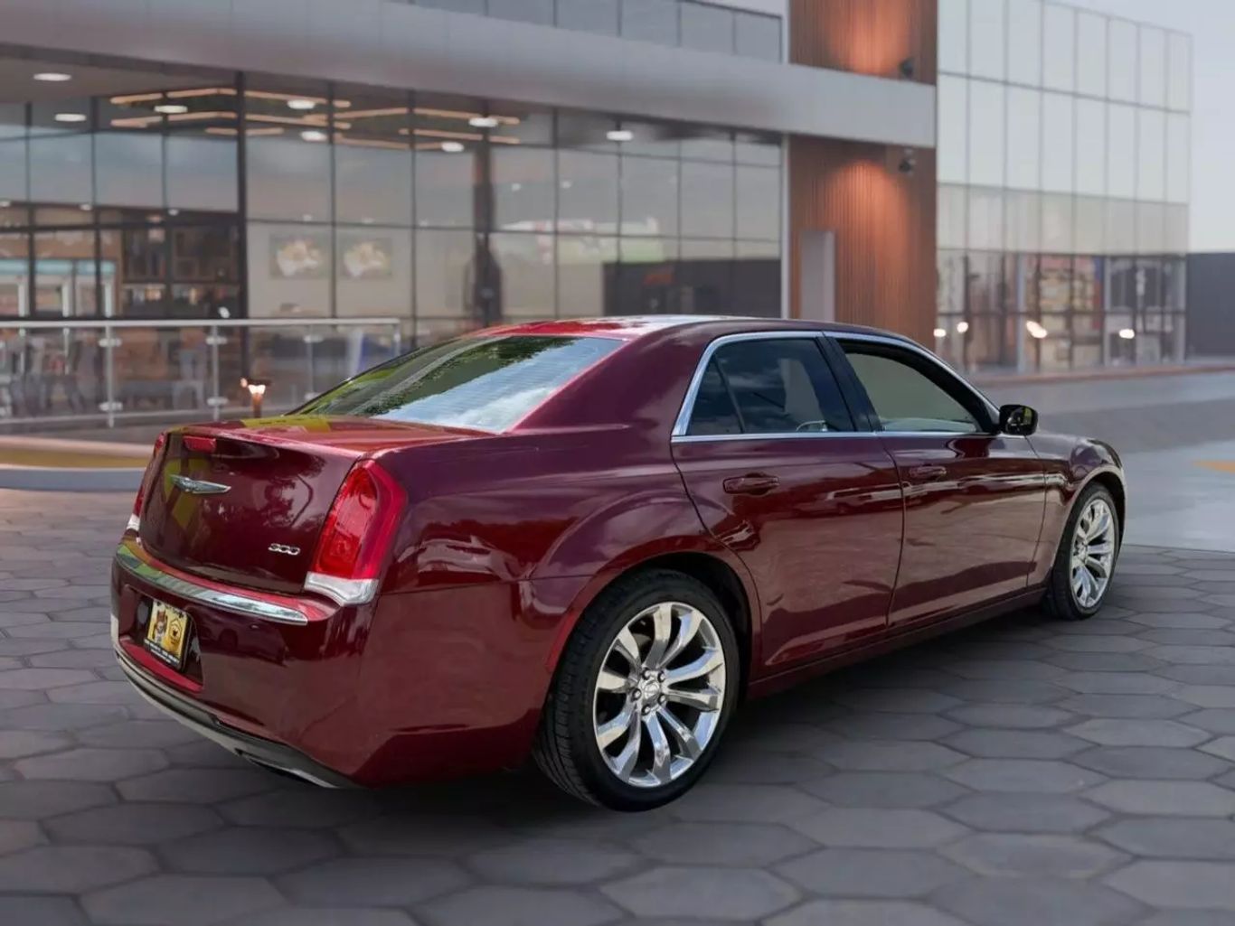 2017 CHRYSLER 300 SEDAN V6, 3.6 LITER 300 LIMITED SEDAN 4D