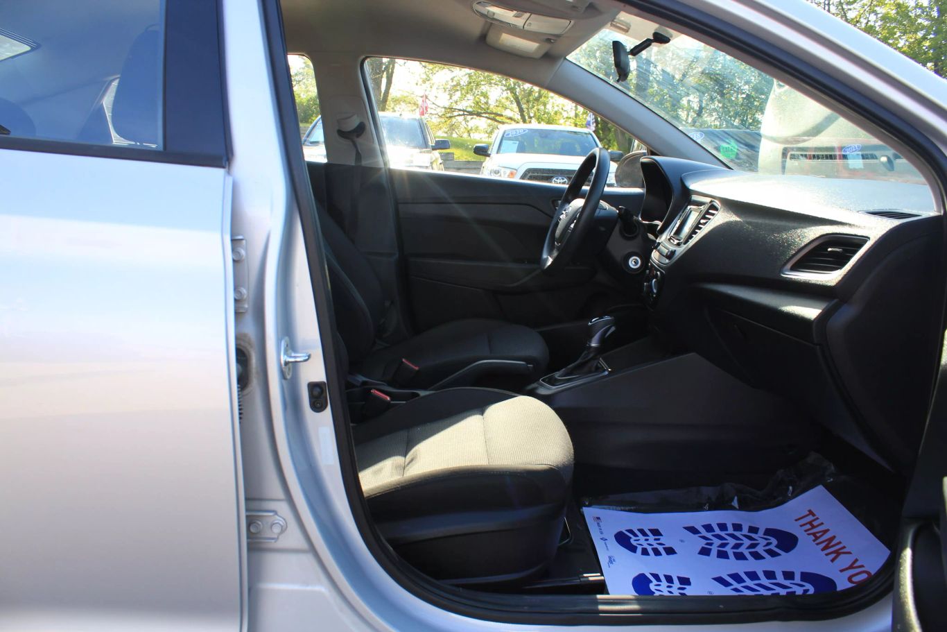 2019 Hyundai Accent Se Sedan 4d - Image 20