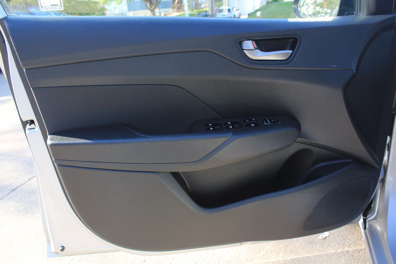 2019 Hyundai Accent Se Sedan 4d - Image 21